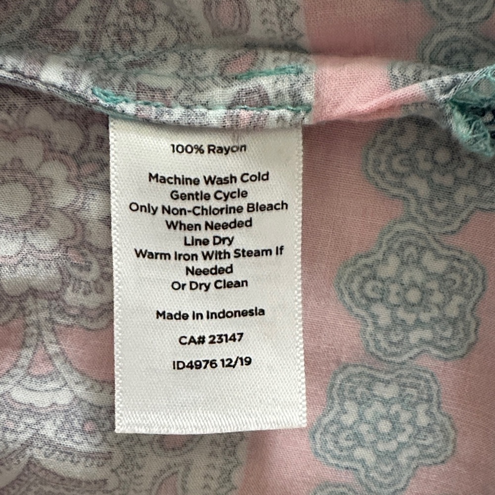 Talbots Floral Sleeveless Top - Blue and Pink Size XL - Picture 3 of 3